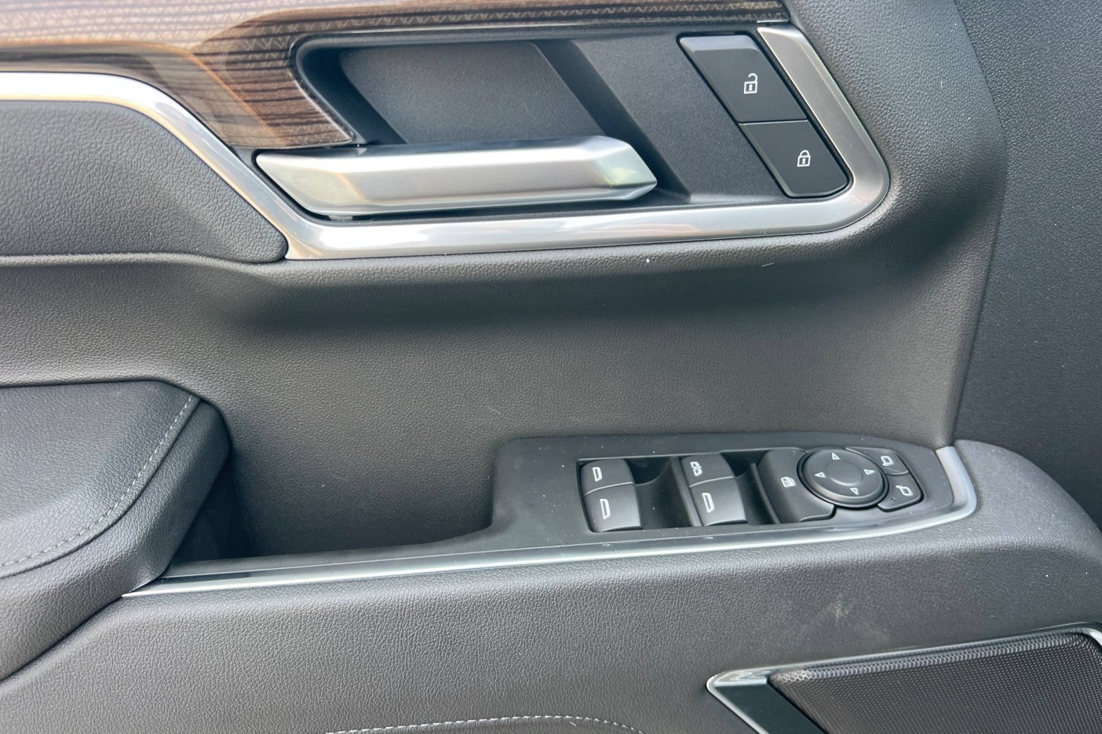 New 2026 Chevrolet Silverado 1500 LT AWD/4WD image 8