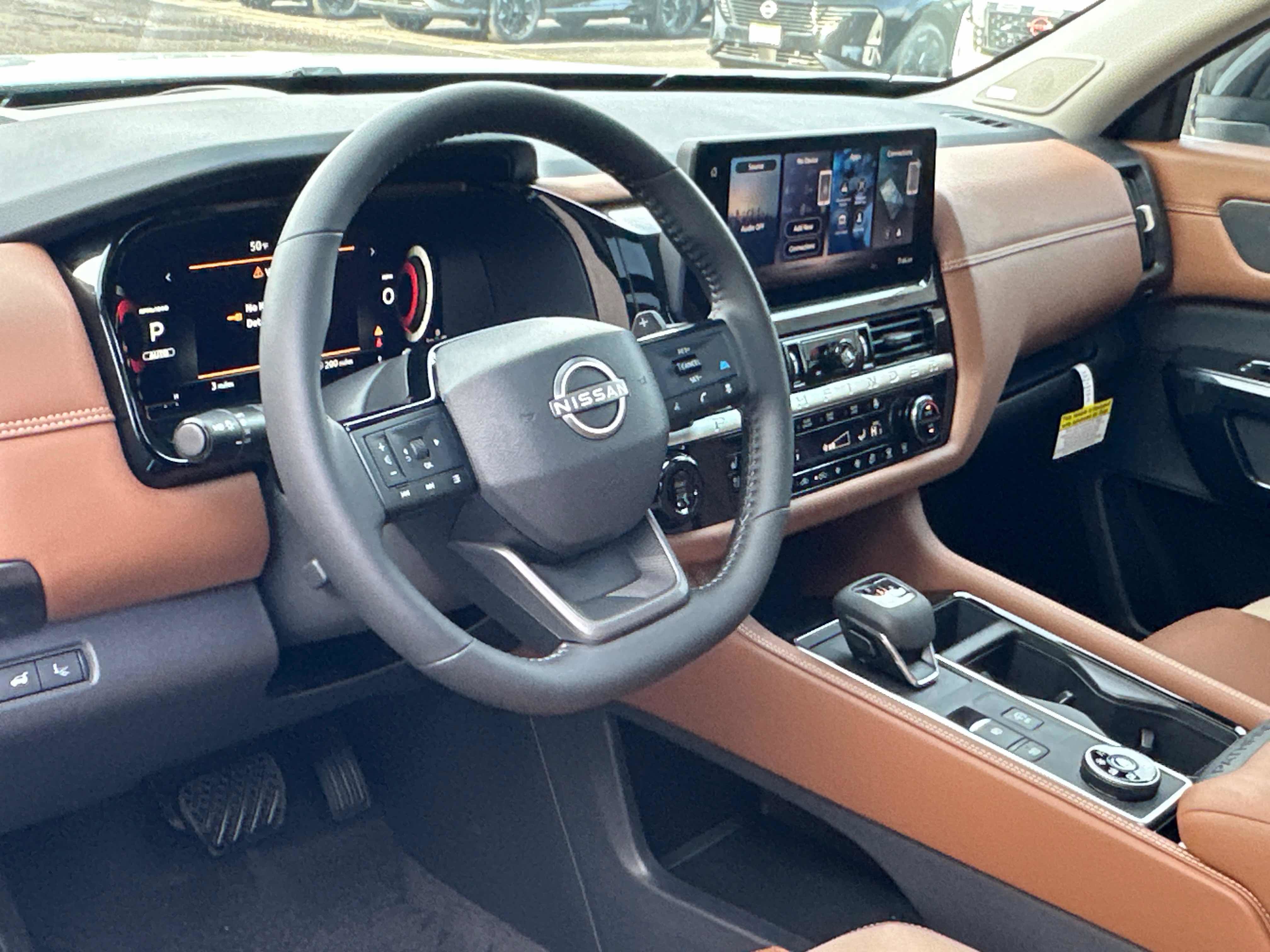 New 2026 Nissan Pathfinder Platinum AWD/4WD image 35