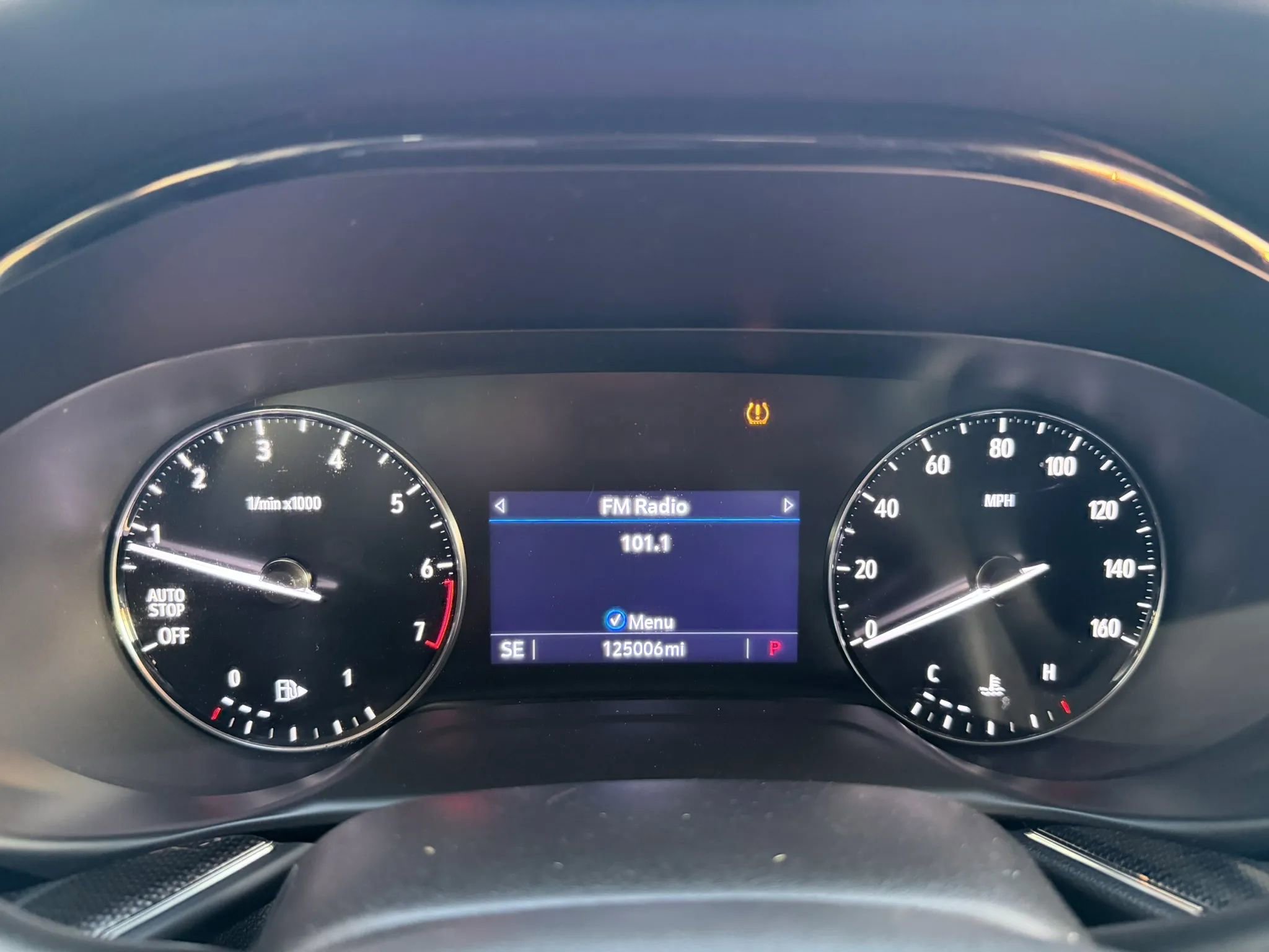 Used 2022 Buick Envision Preferred w/ Safety Package FWD image 33