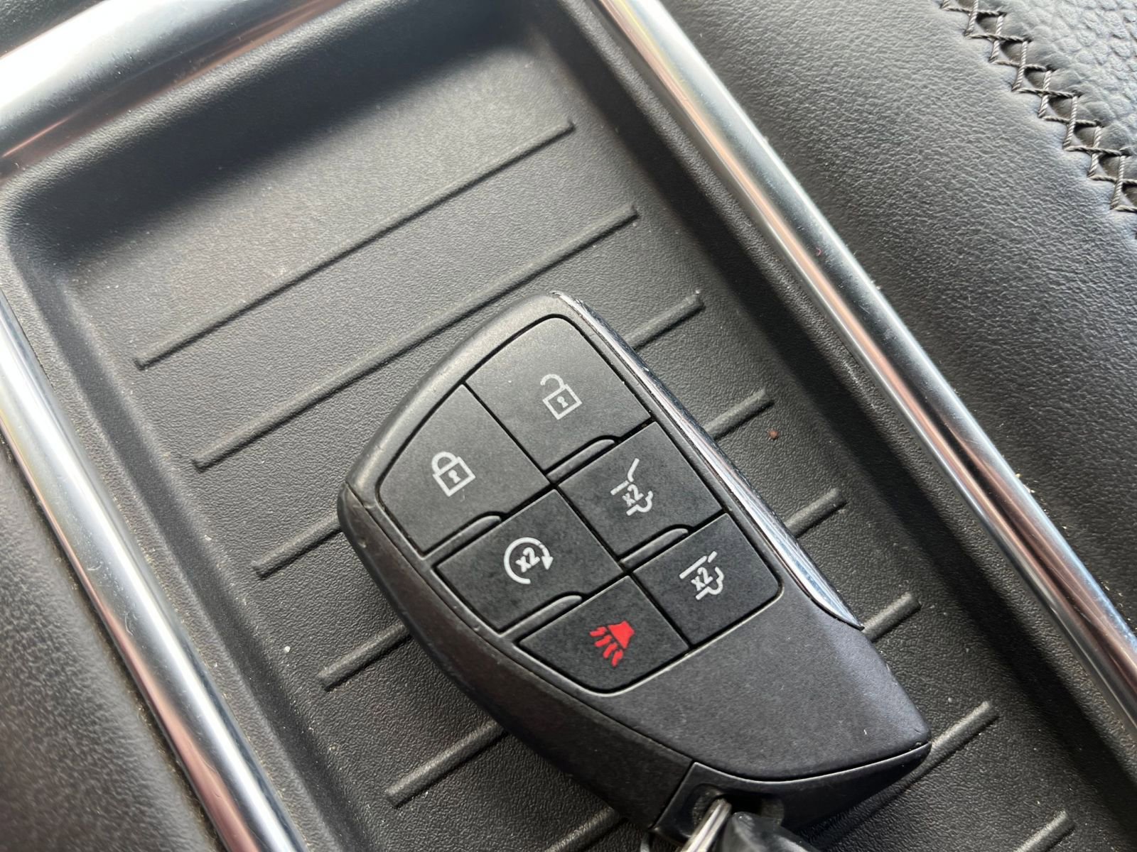 Used 2023 GMC Yukon Denali AWD/4WD image 20