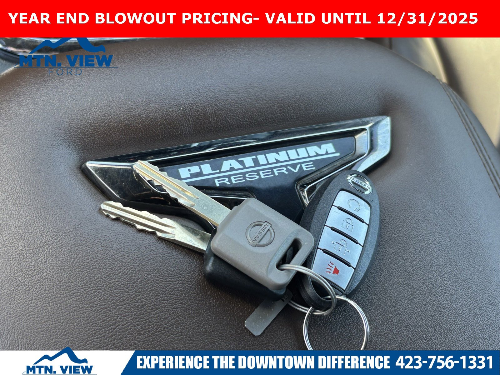 Used 2021 Nissan Titan Platinum Reserve image 27