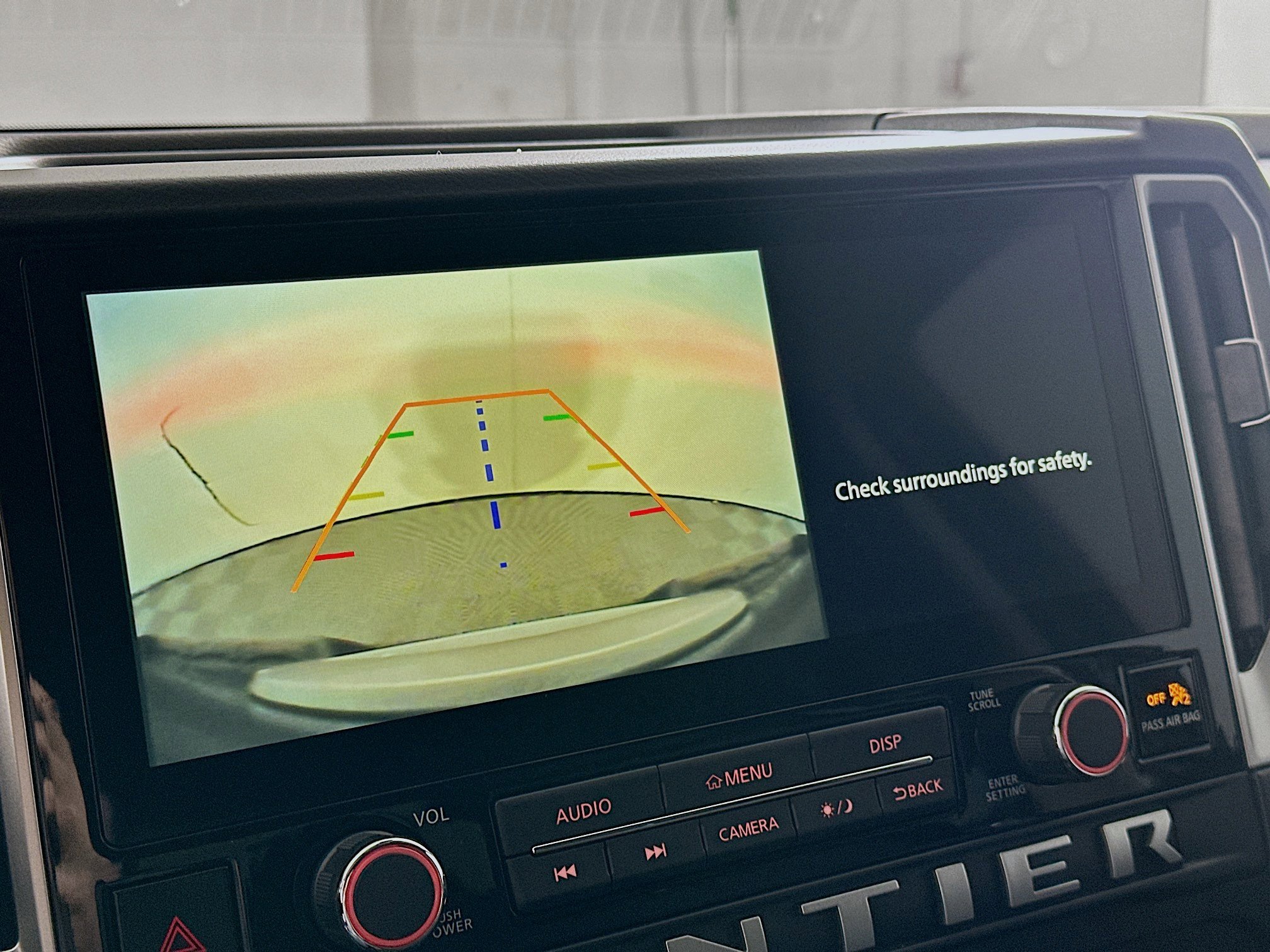 Used 2025 Nissan Frontier SV image 22