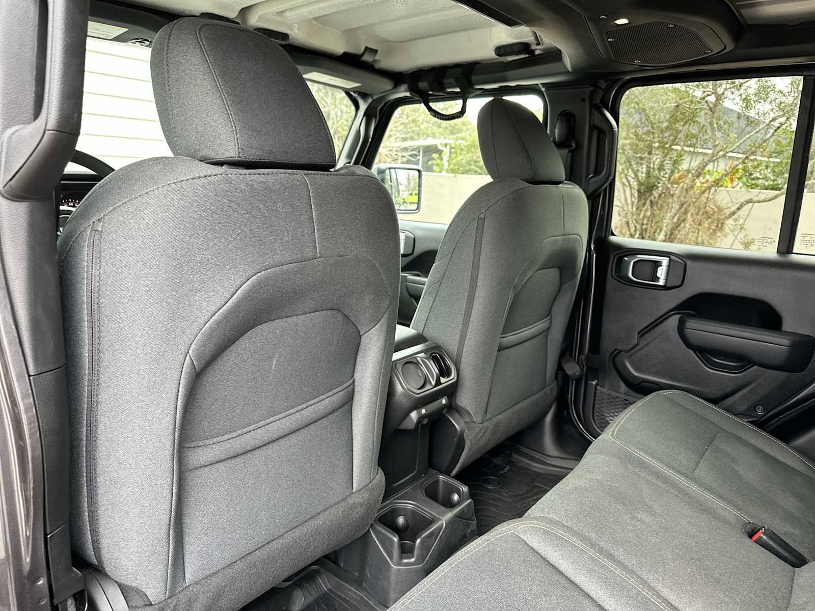 Used 2024 Jeep Gladiator Sport image 16