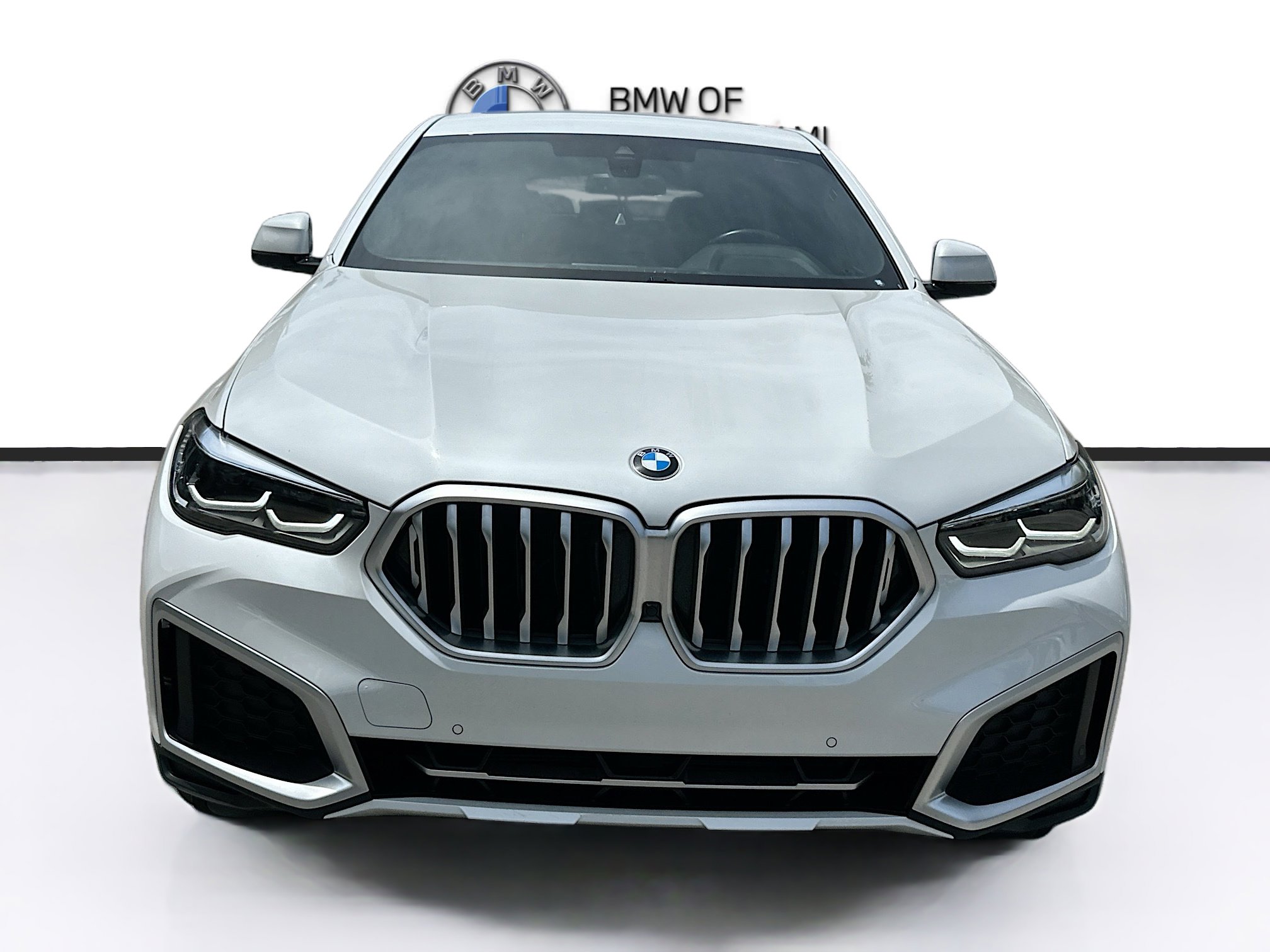 Used 2022 BMW X6 xDrive40i AWD/4WD image 2