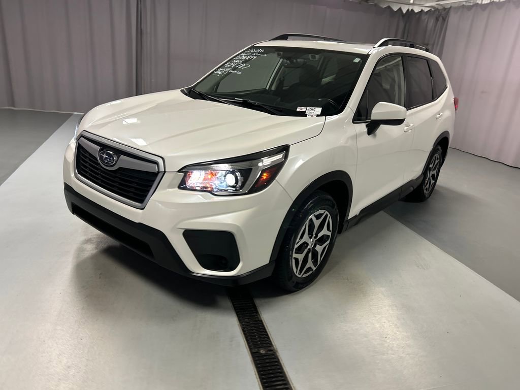 Used 2020 Subaru Forester Premium AWD/4WD image 3