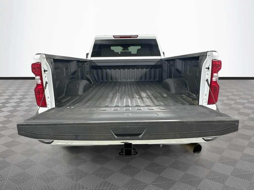 Used 2025 Chevrolet Silverado 3500 W/T w/ WT/CX Safety Package AWD/4WD image 28
