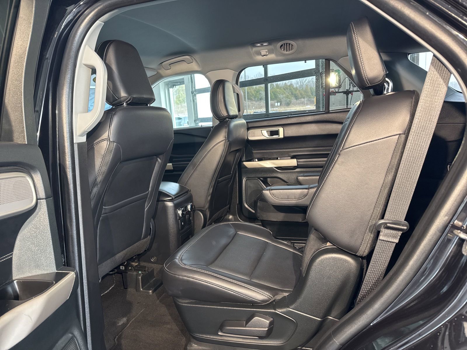 Used 2023 Ford Explorer Limited w/ Equipment Group 301A image 19