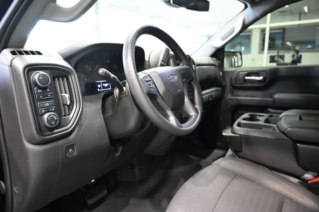 Used 2022 Chevrolet Silverado 1500 Custom Trail Boss AWD/4WD image 19