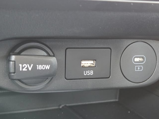 New 2026 Hyundai Elantra Limited FWD image 10