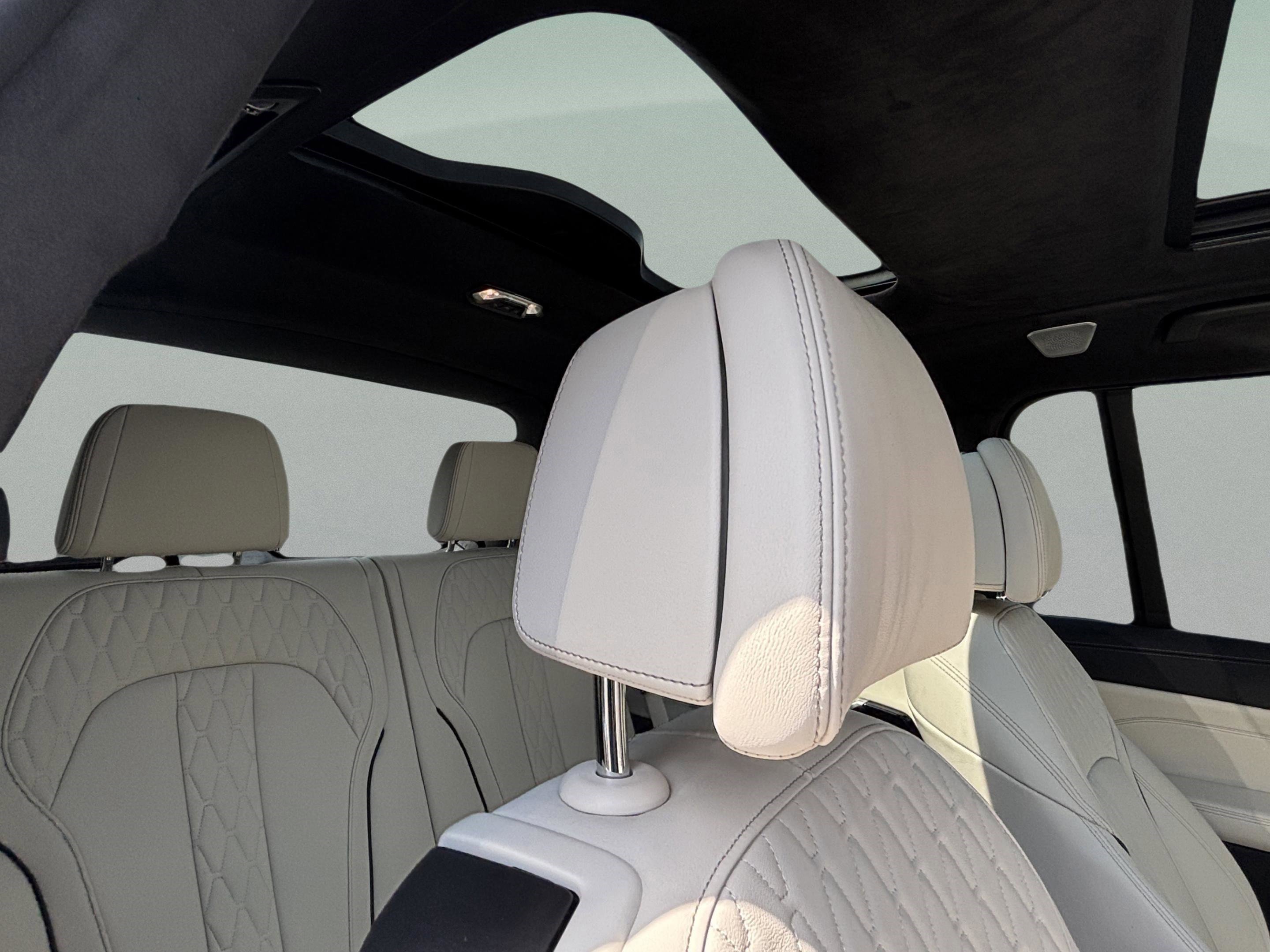 New 2026 BMW ALPINA XB7 image 36