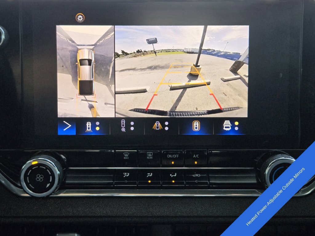 Used 2023 Chevrolet Colorado Trail Boss w/ Technology Package AWD/4WD image 21