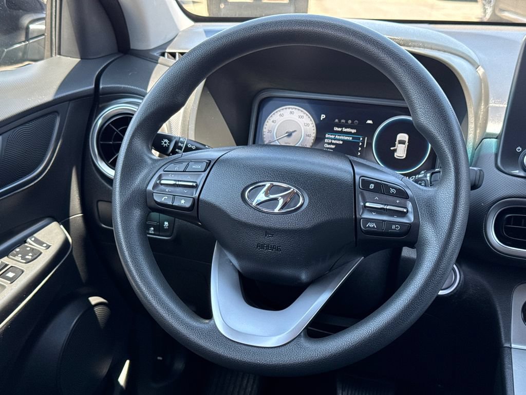Used 2023 Hyundai Kona SE FWD image 23