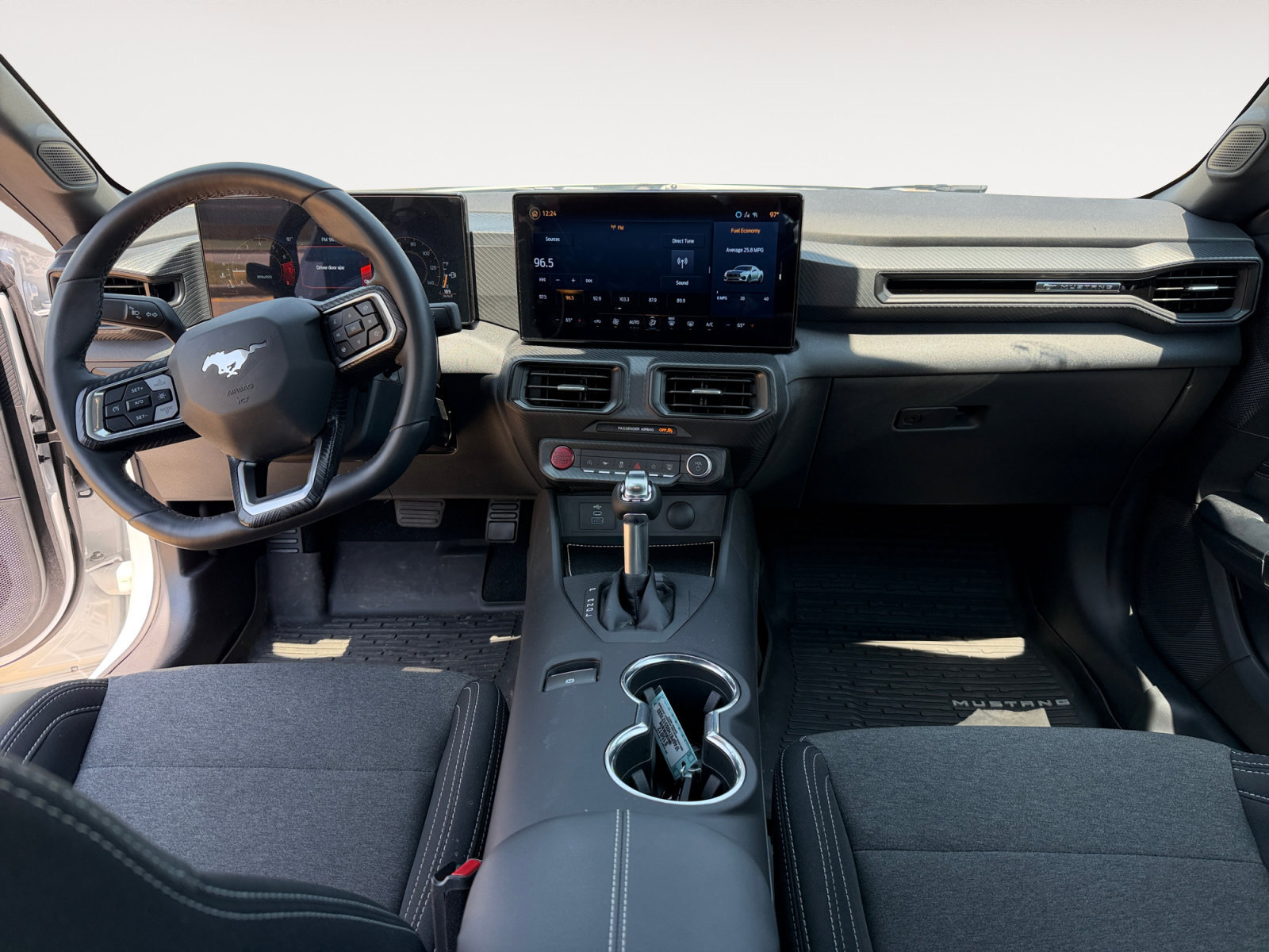 Used 2025 Ford Mustang Coupe RWD image 10