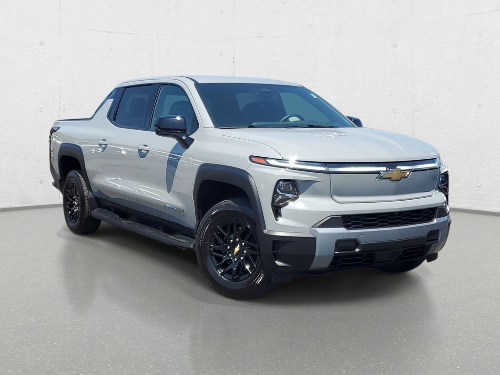 Used 2026 Chevrolet Silverado EV LT AWD/4WD image 2
