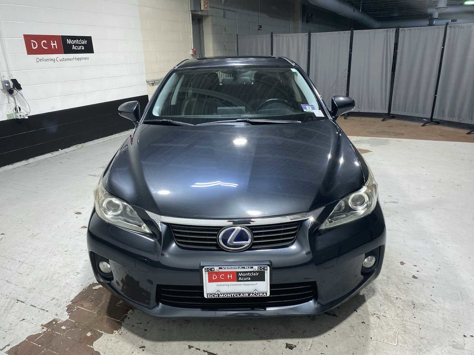 Used 2011 Lexus CT 200h Premium w/ Premium Audio Pkg FWD image 6