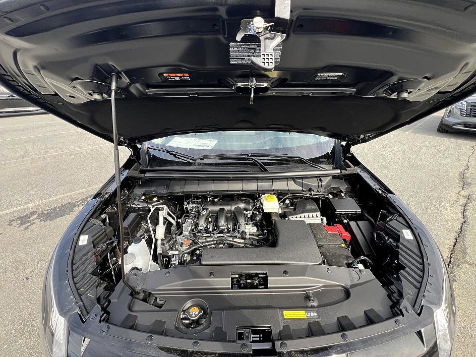 New 2026 Nissan Pathfinder SL image 9