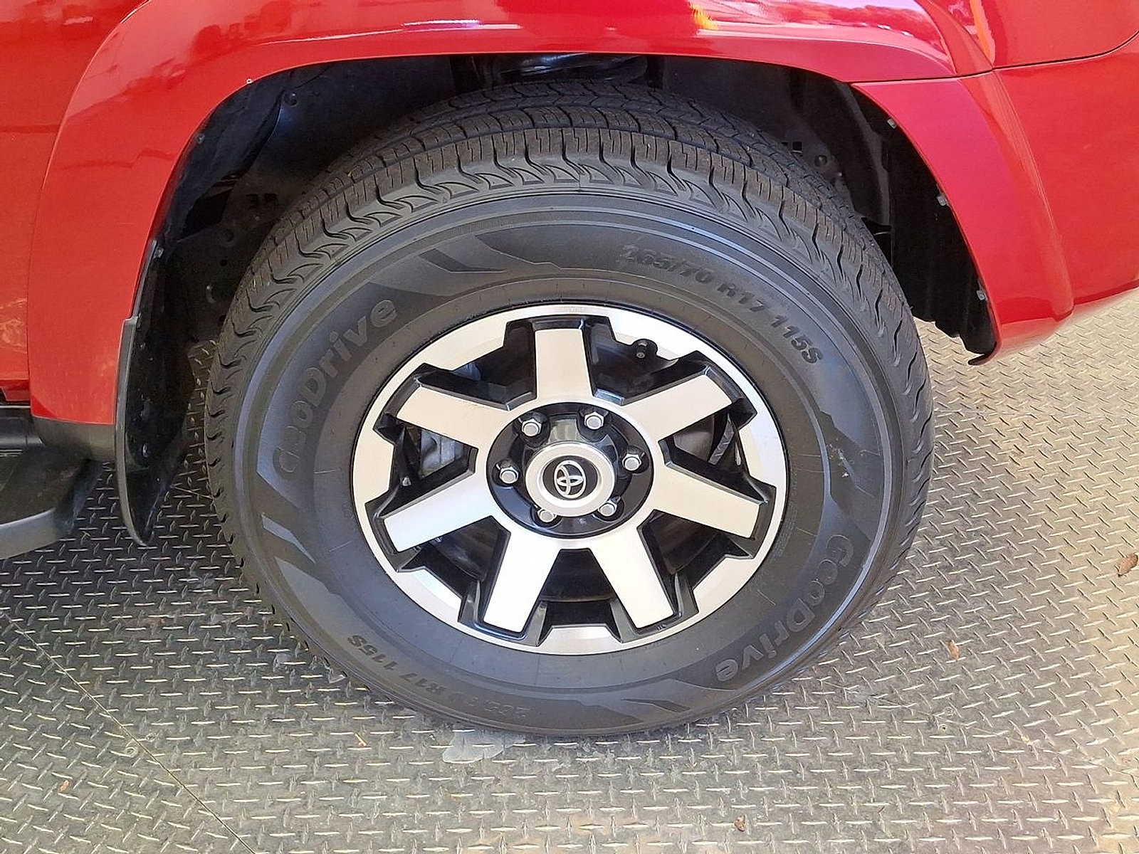 Certified 2024 Toyota 4Runner TRD Off-Road AWD/4WD image 27