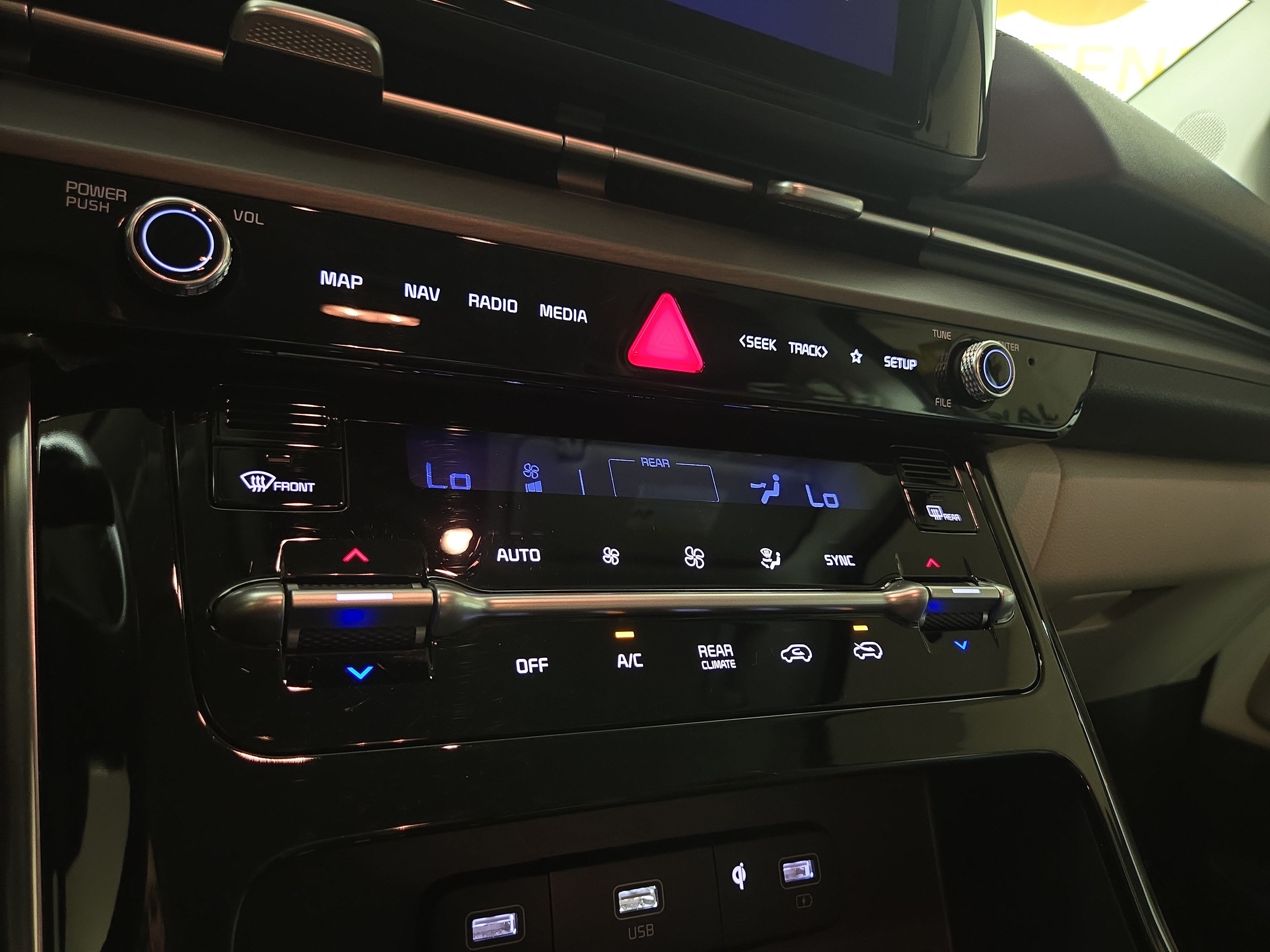 Used 2022 Kia Carnival SX FWD image 29