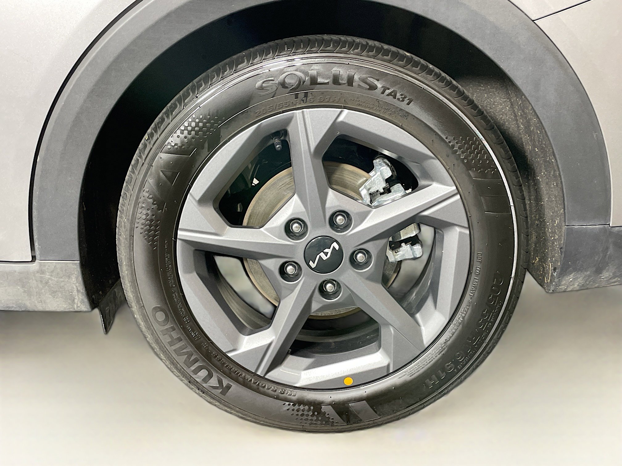 Used 2025 Kia K4 LXS image 11