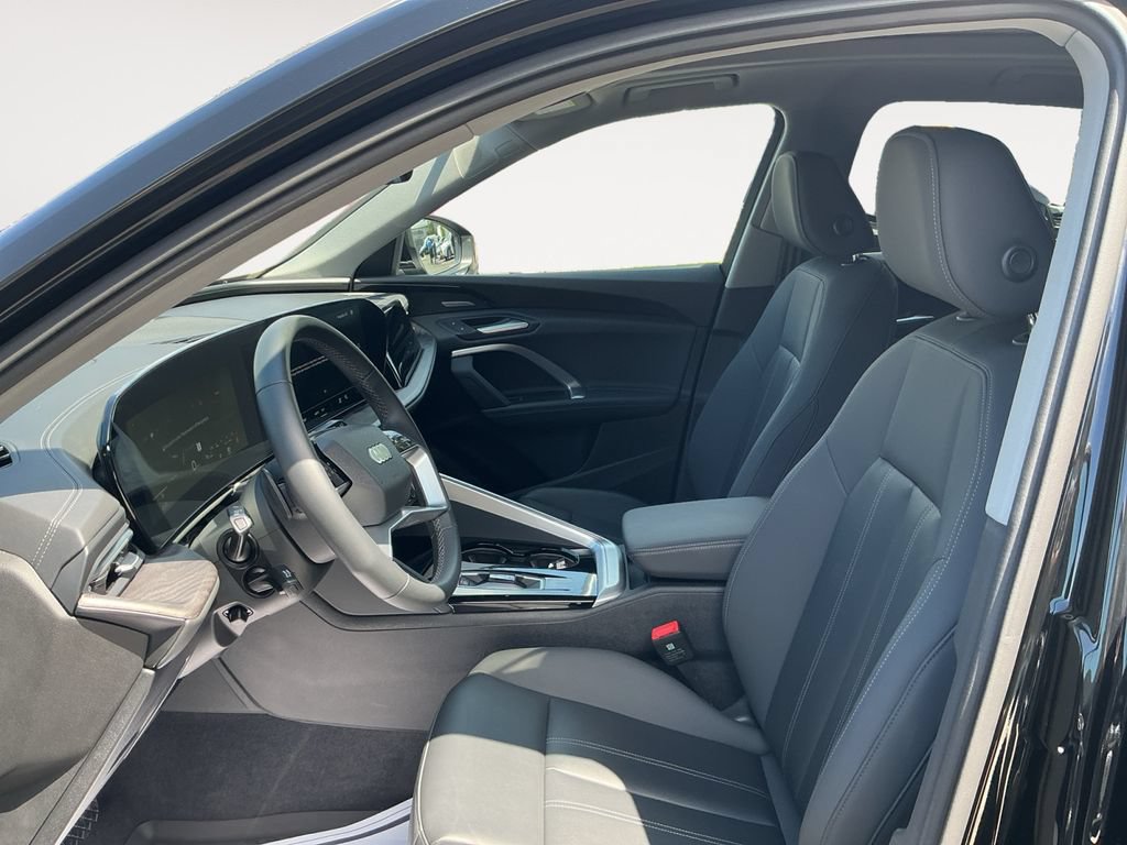 Used 2025 Audi Q5 Premium Plus AWD/4WD image 11