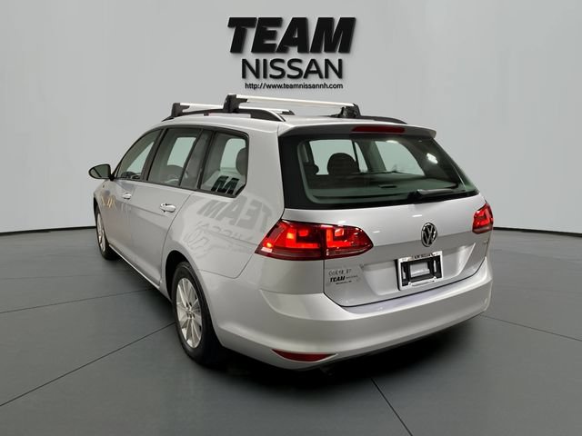 Used 2016 Volkswagen Golf S FWD image 4