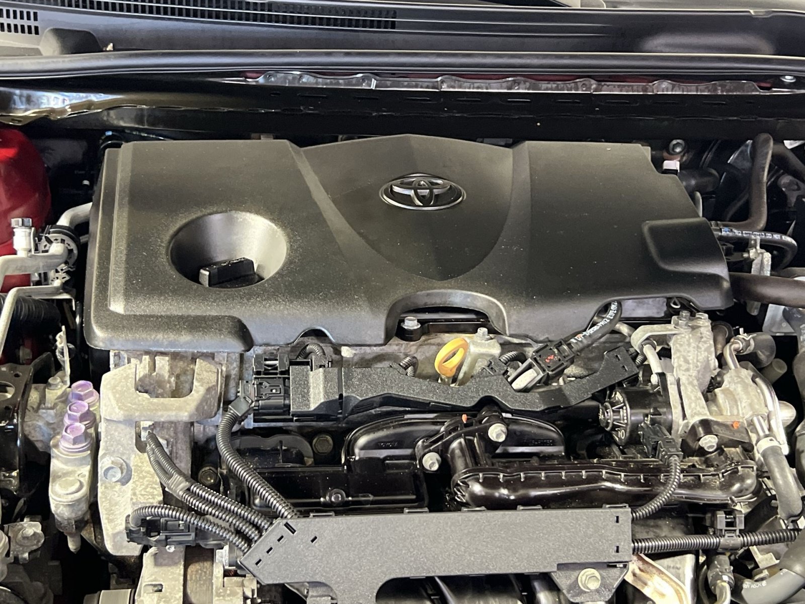 Used 2020 Toyota Camry XLE w/ Navigation Package FWD image 29