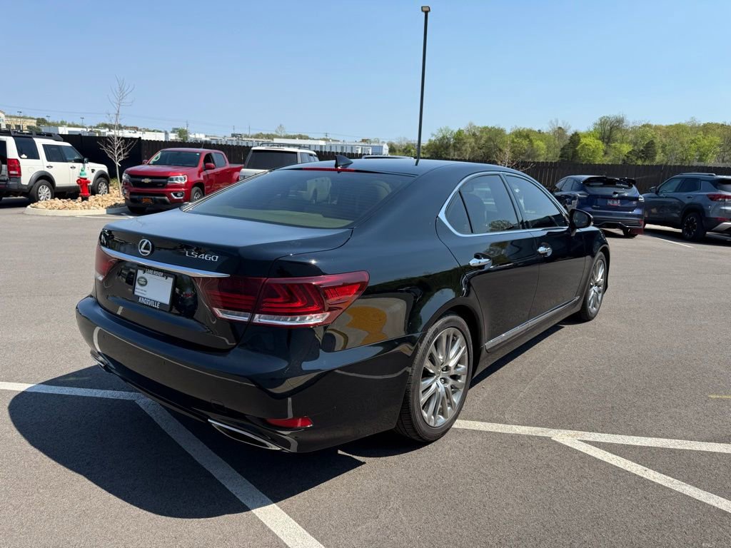 Used 2016 Lexus LS 460 w/ Comfort Package image 8
