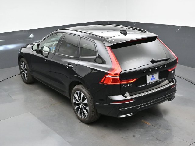 Used 2024 Volvo XC60 B5 Plus w/ Protection Package Premier AWD/4WD image 46