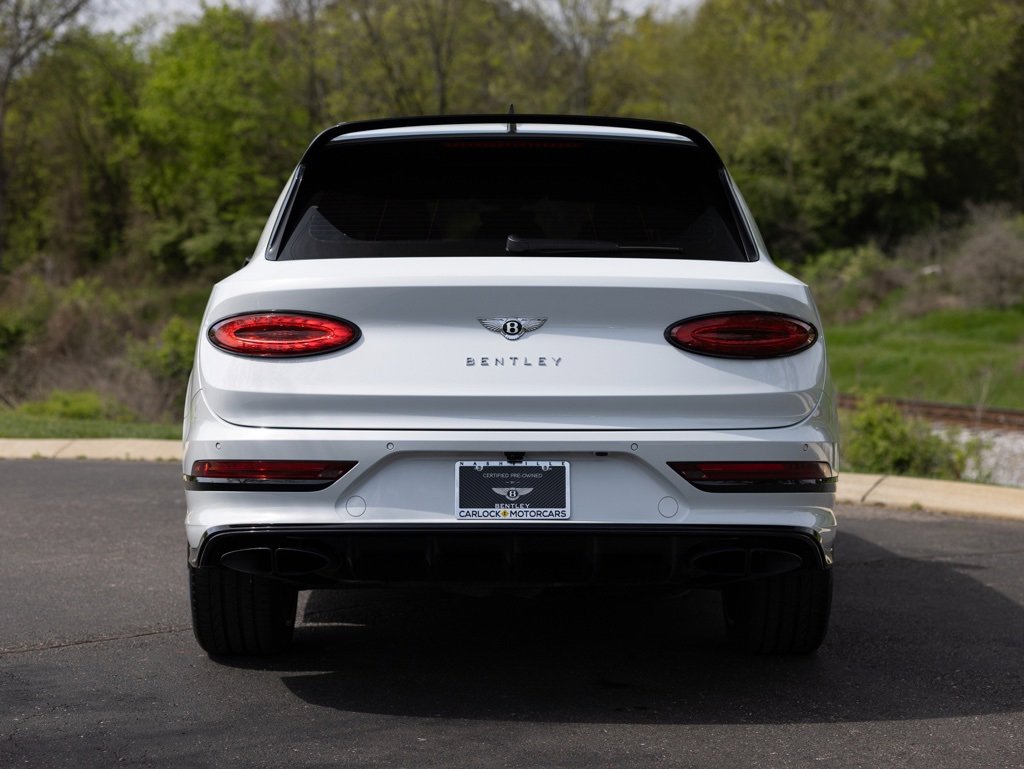 Used 2023 Bentley Bentayga image 9