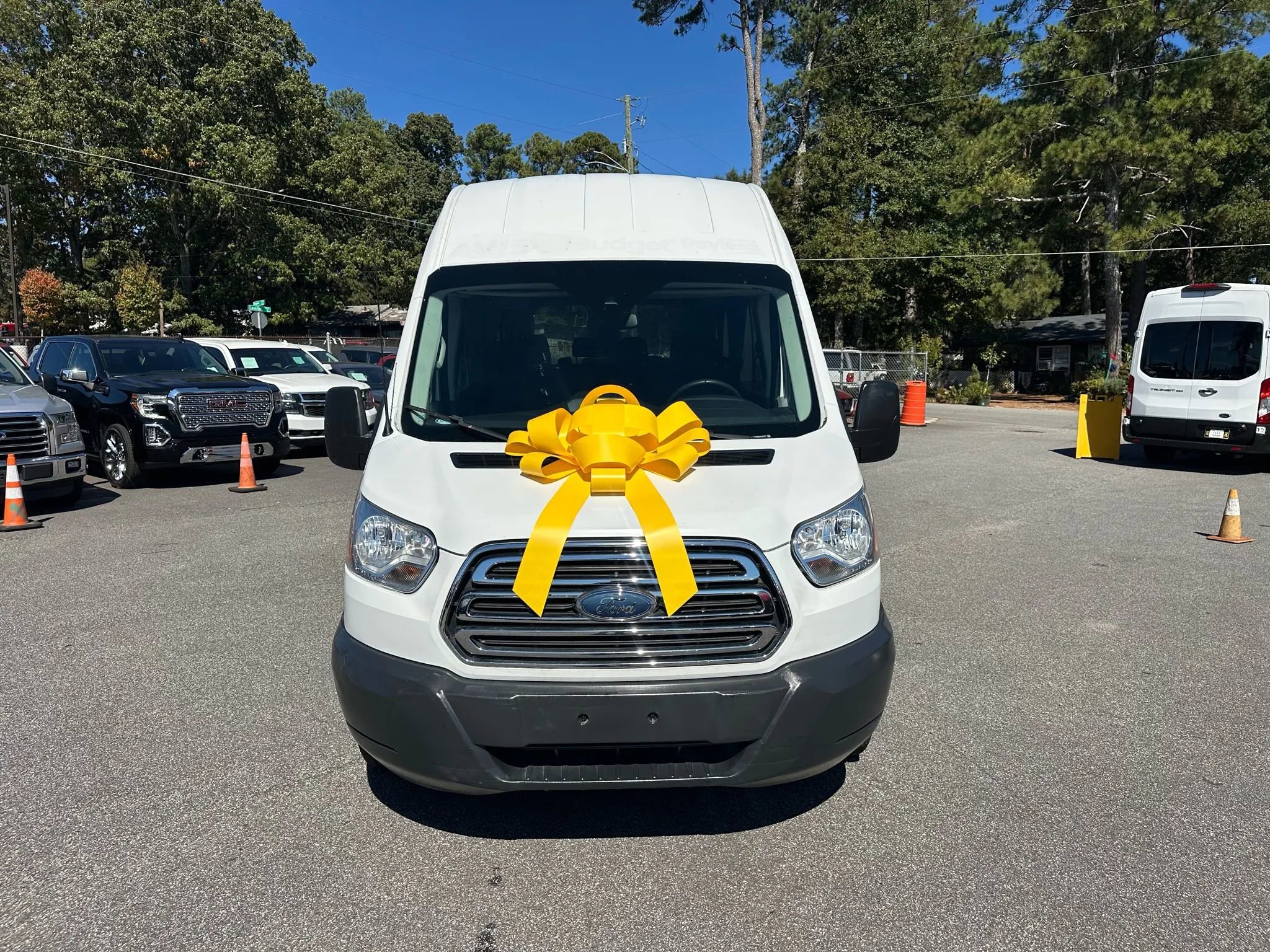Used 2018 Ford Transit 350 XLT RWD image 5
