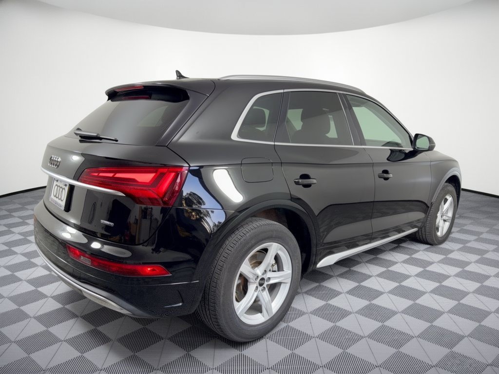Used 2023 Audi Q5 2.0T Premium w/ Convenience Package AWD/4WD image 9