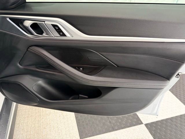 Used 2025 BMW i4 xDrive40i w/ Parking Assistance Package image 23