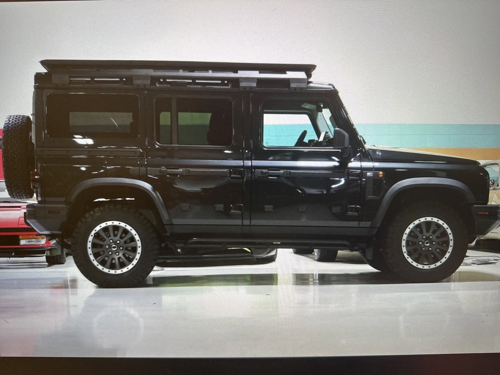 Used 2024 INEOS Grenadier Fieldmaster Edition image 9