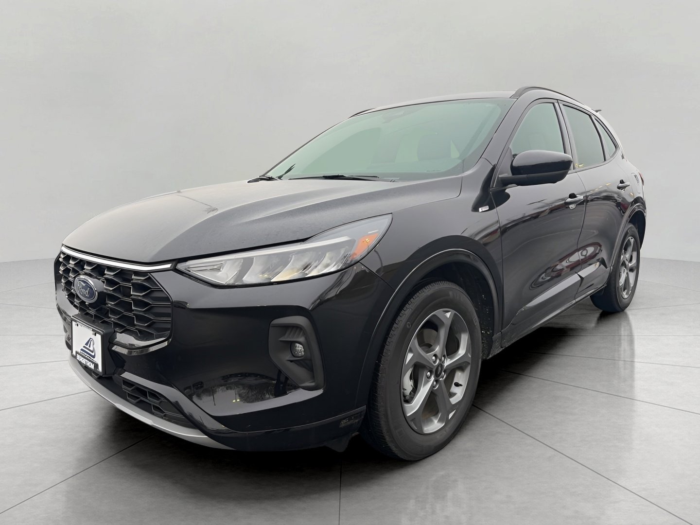 Certified 2023 Ford Escape ST-Line Select w/ Tech Pack #2 AWD/4WD image 3