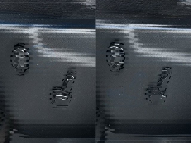 Used 2018 Jeep Grand Cherokee Laredo image 23