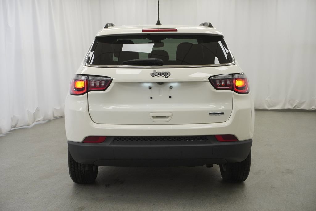 Used 2019 Jeep Compass Latitude image 10