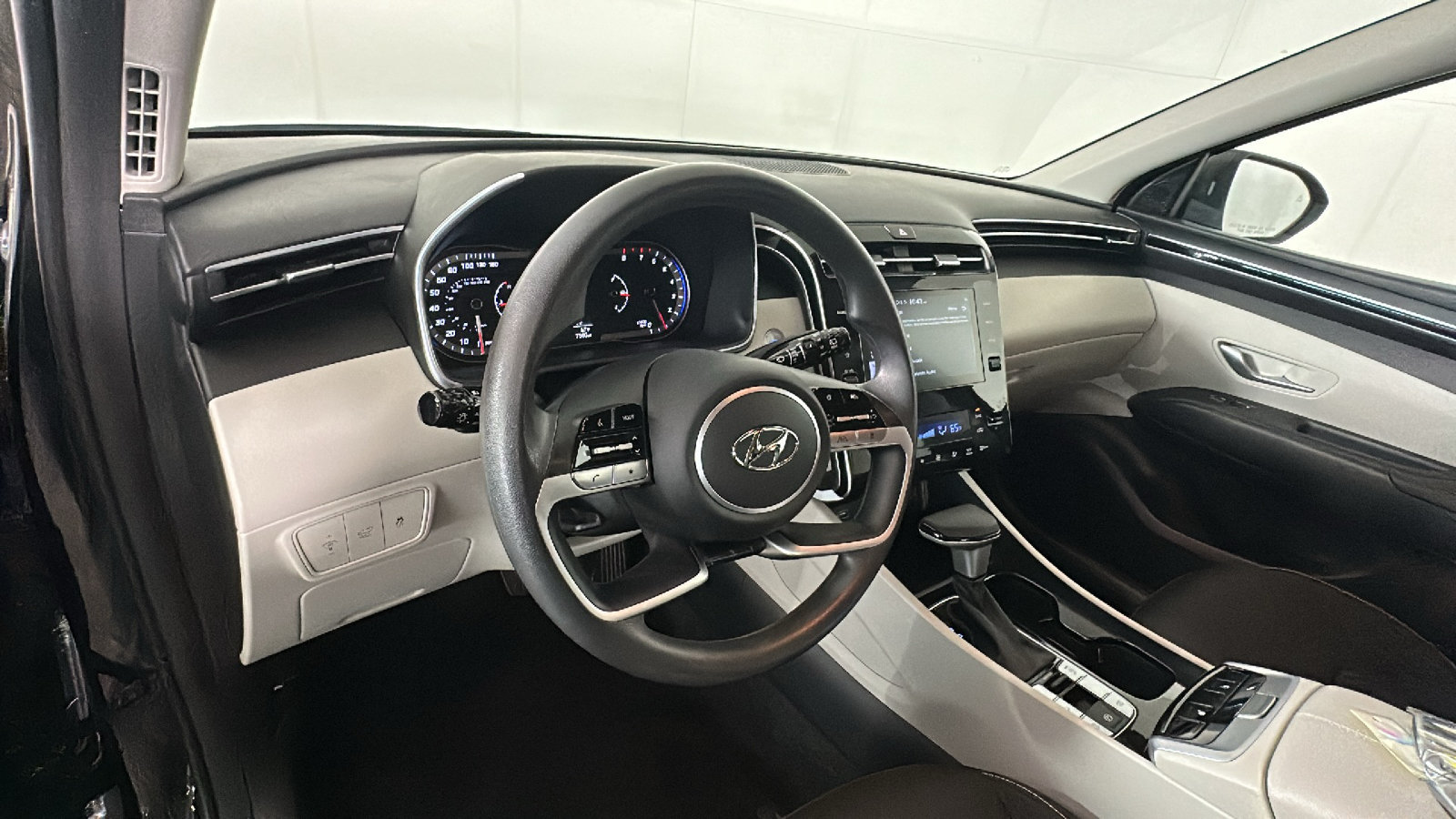 Certified 2024 Hyundai Tucson SEL FWD image 17