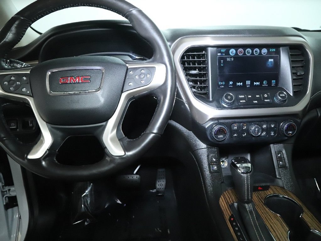 Used 2019 GMC Acadia Denali w/ Technology Package AWD/4WD image 30