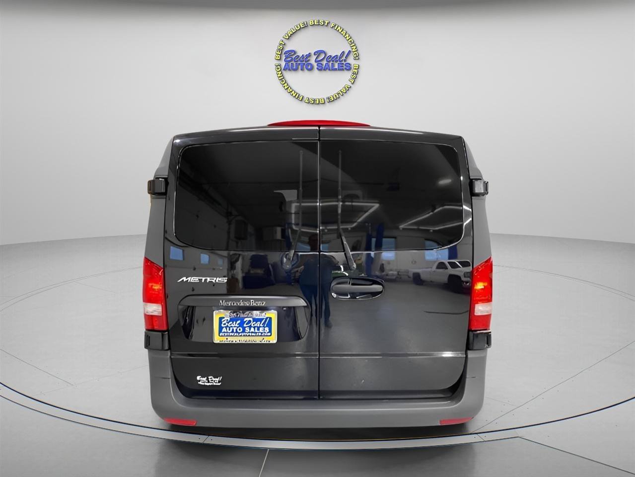 Used 2019 Mercedes-Benz Metris Passenger image 5
