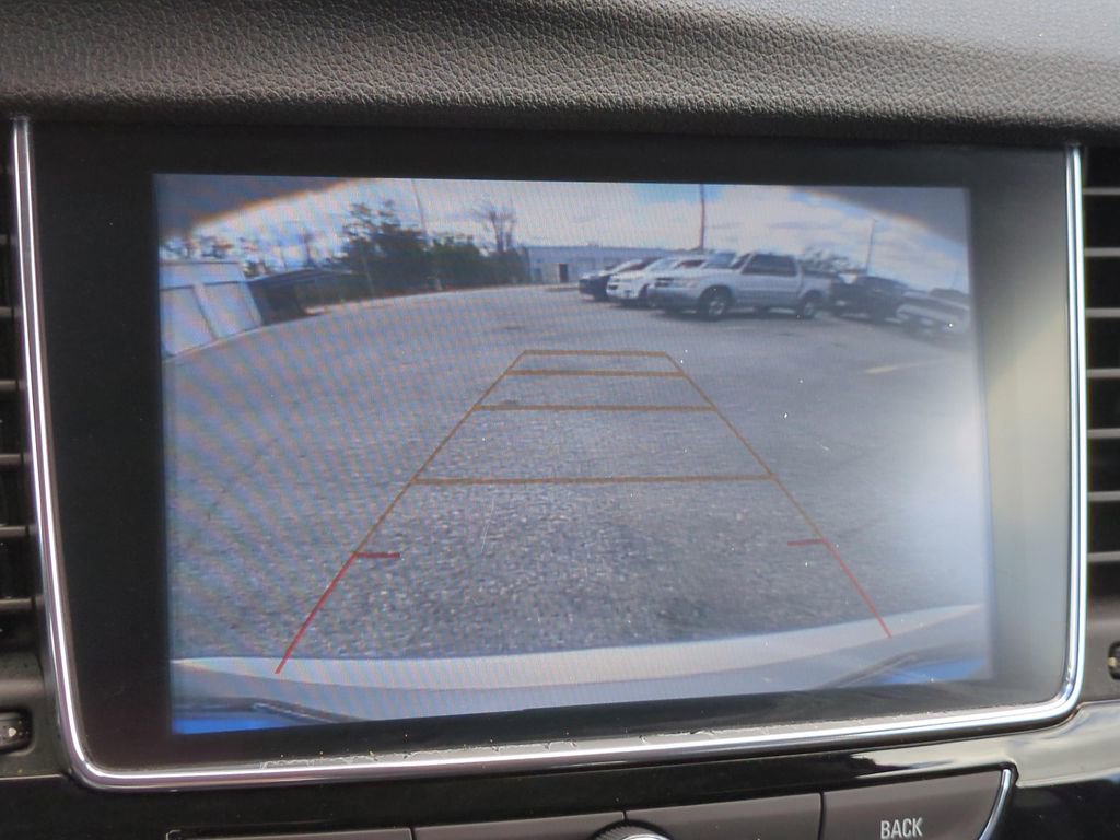 Used 2021 Buick Encore Preferred image 17