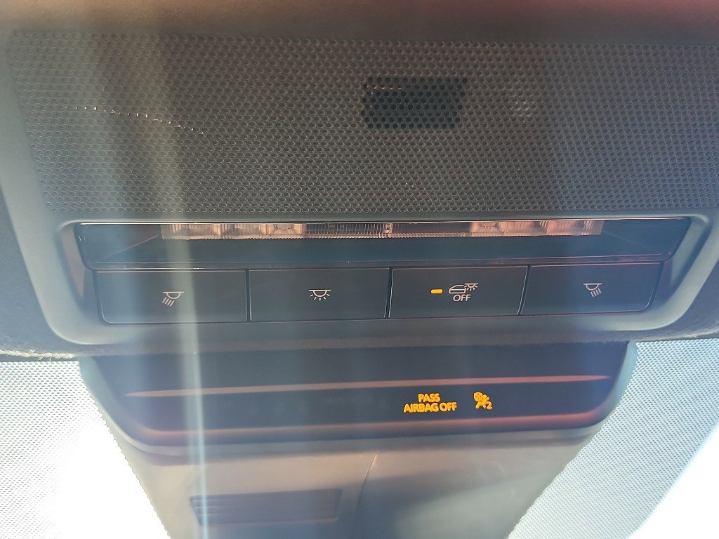 Used 2021 MAZDA MAZDA3 s image 27