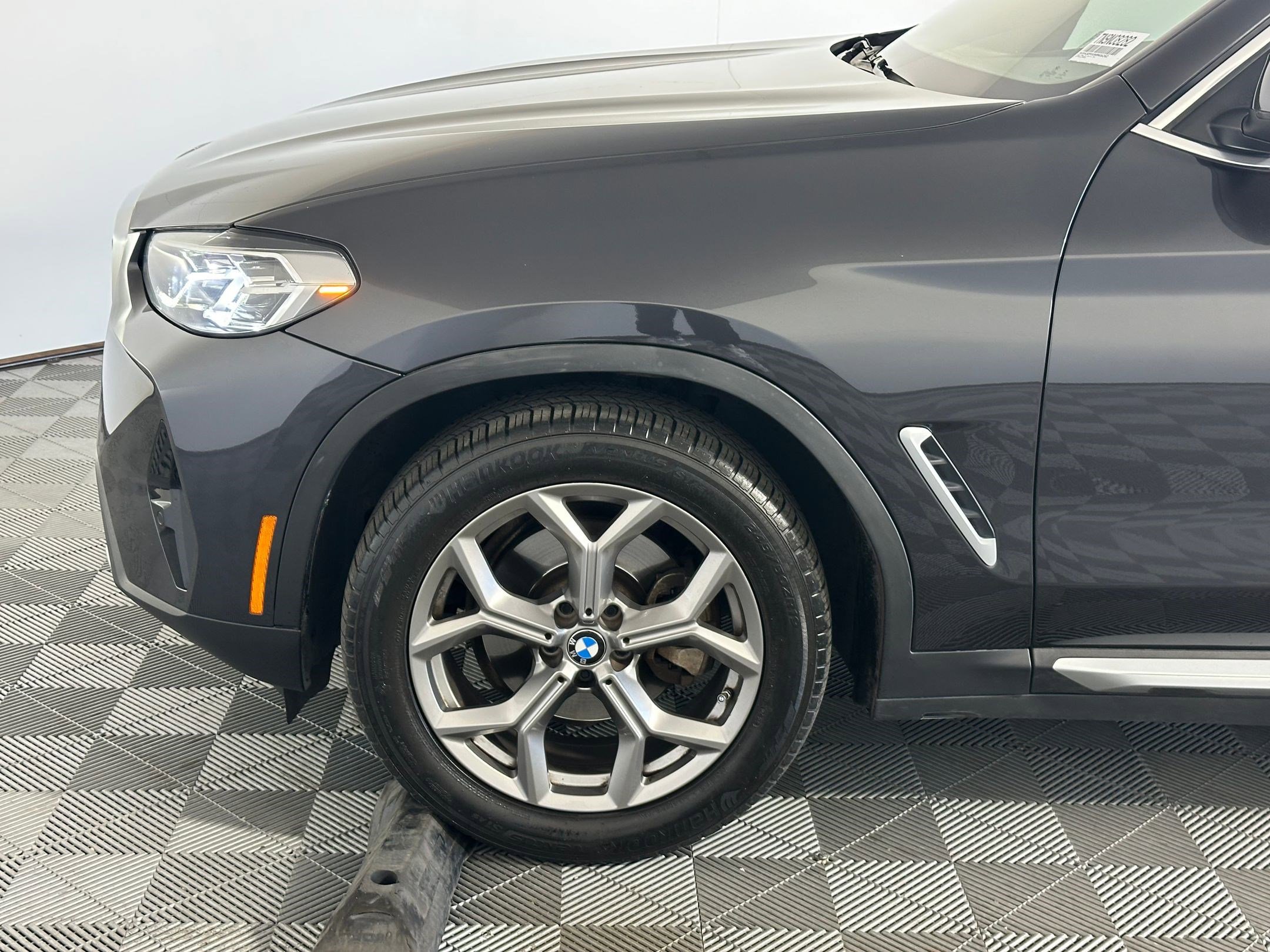 Used 2022 BMW X3 sDrive30i w/ Convenience Package image 9