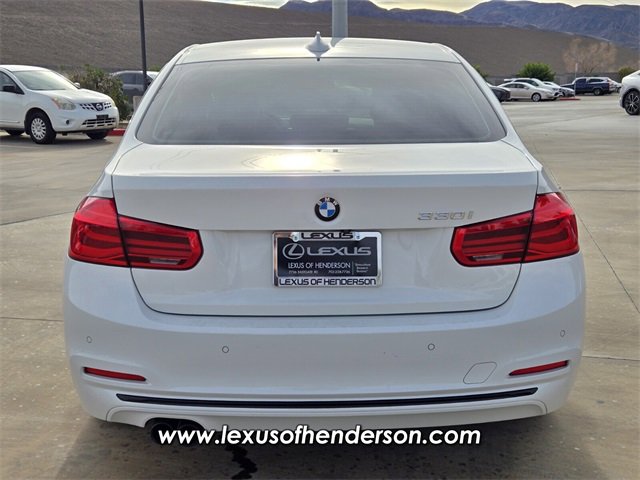 Used 2018 BMW 330i Sedan w/ Convenience Package image 5