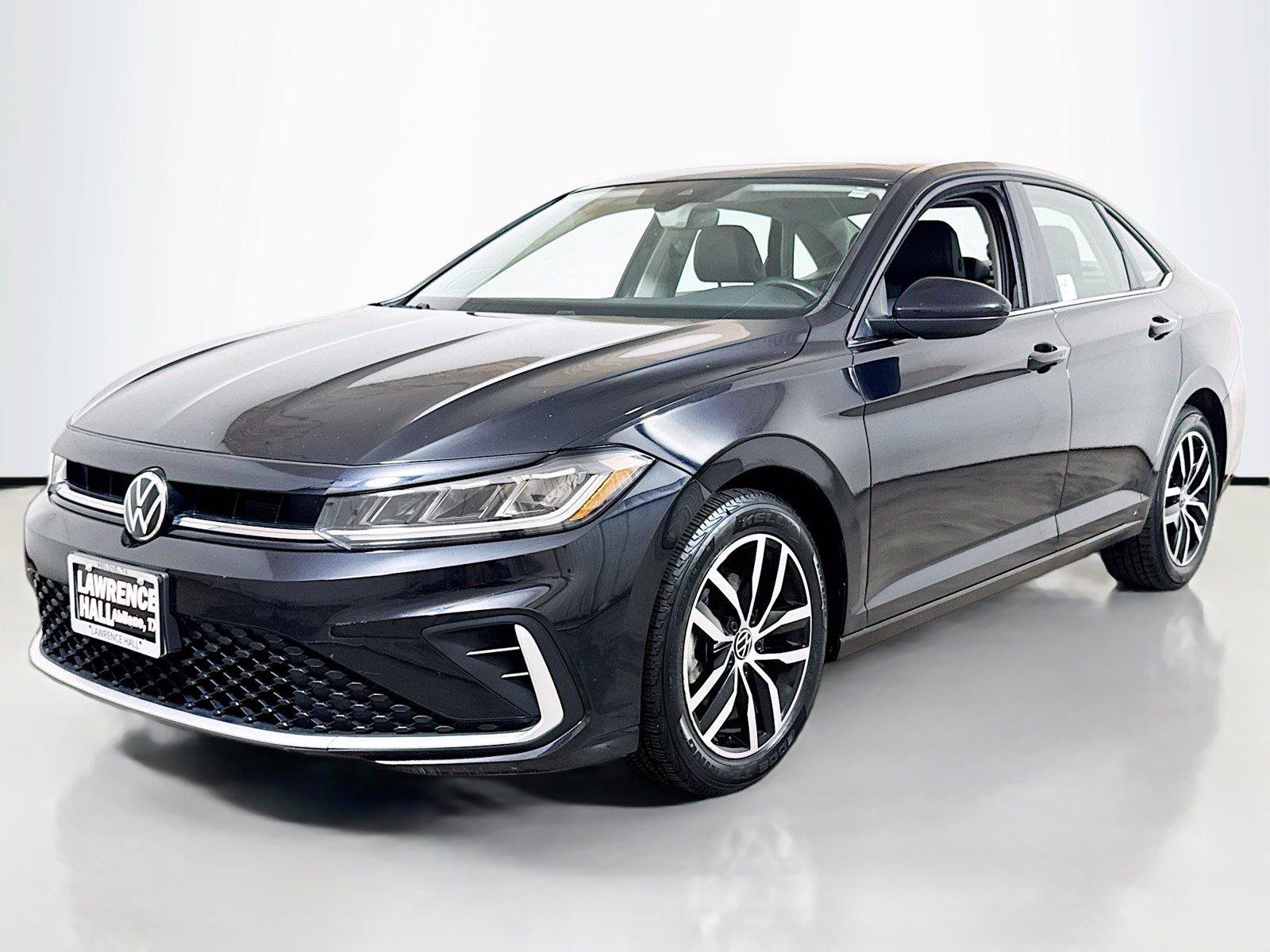 Used 2025 Volkswagen Jetta SE