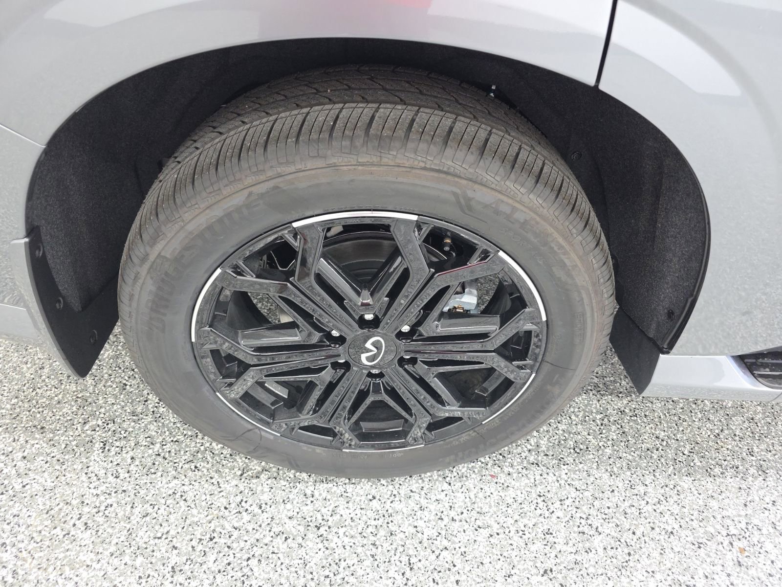 New 2026 INFINITI QX80 4WD image 14