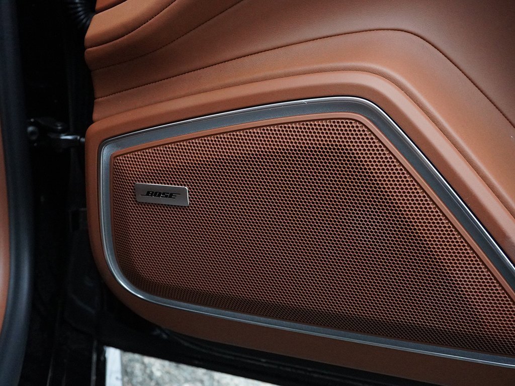 Used 2023 Porsche Panamera 4 Platinum Edition image 40