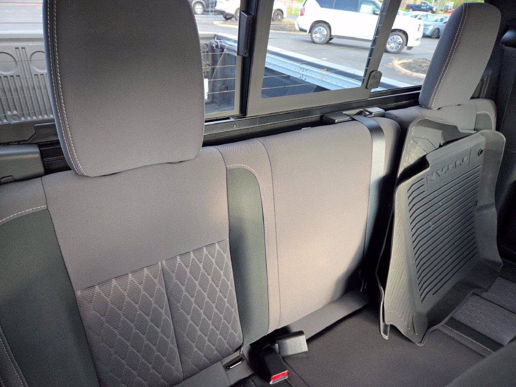 Certified 2024 Nissan Titan SV w/ SV Utility Package AWD/4WD image 28