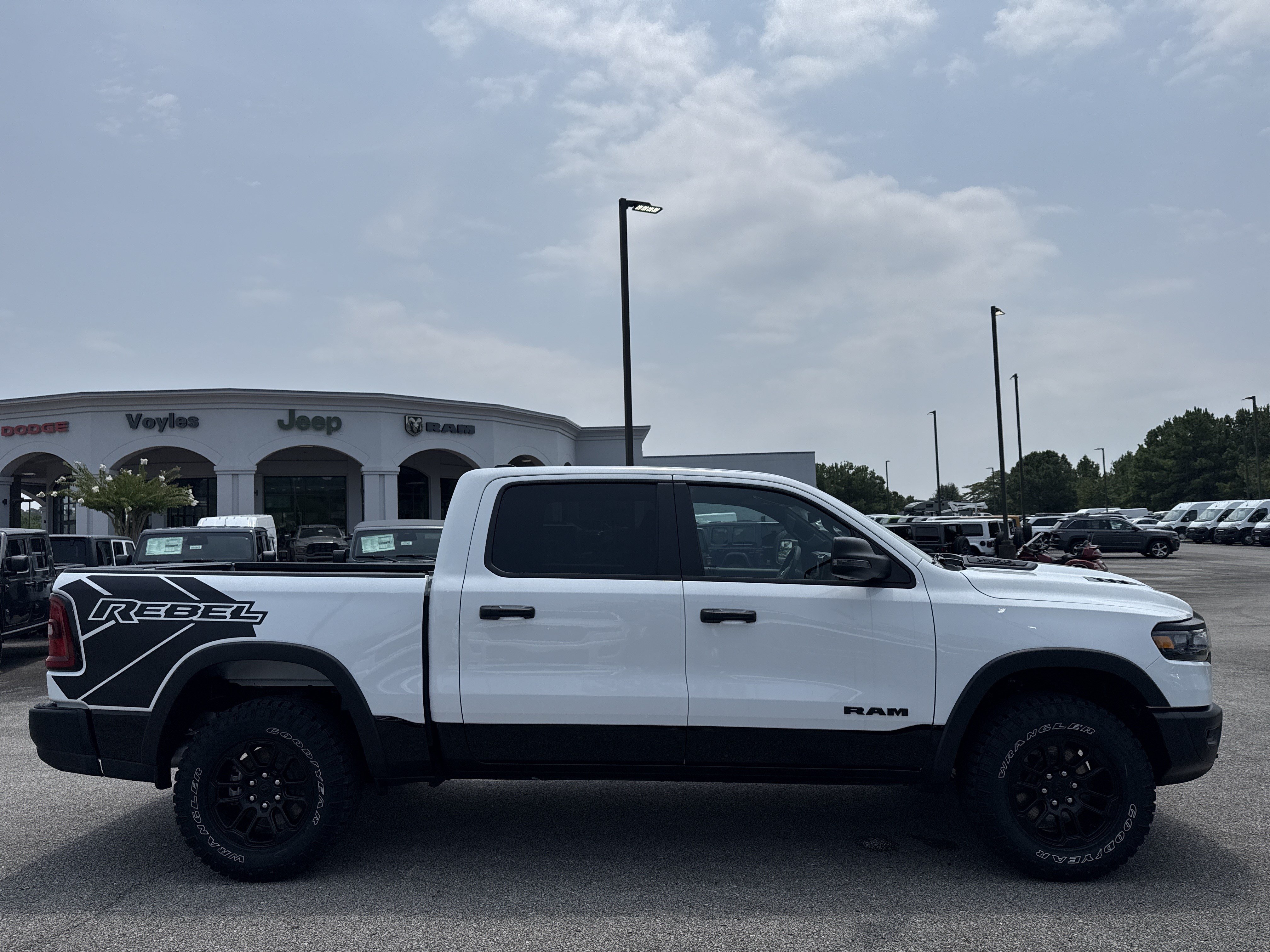 Used 2026 RAM 1500 Rebel w/ Rebel Level 1 Equipment Group AWD/4WD image 8