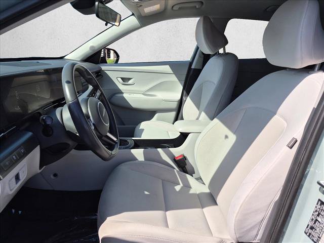 Used 2024 Hyundai Kona SEL AWD/4WD image 16