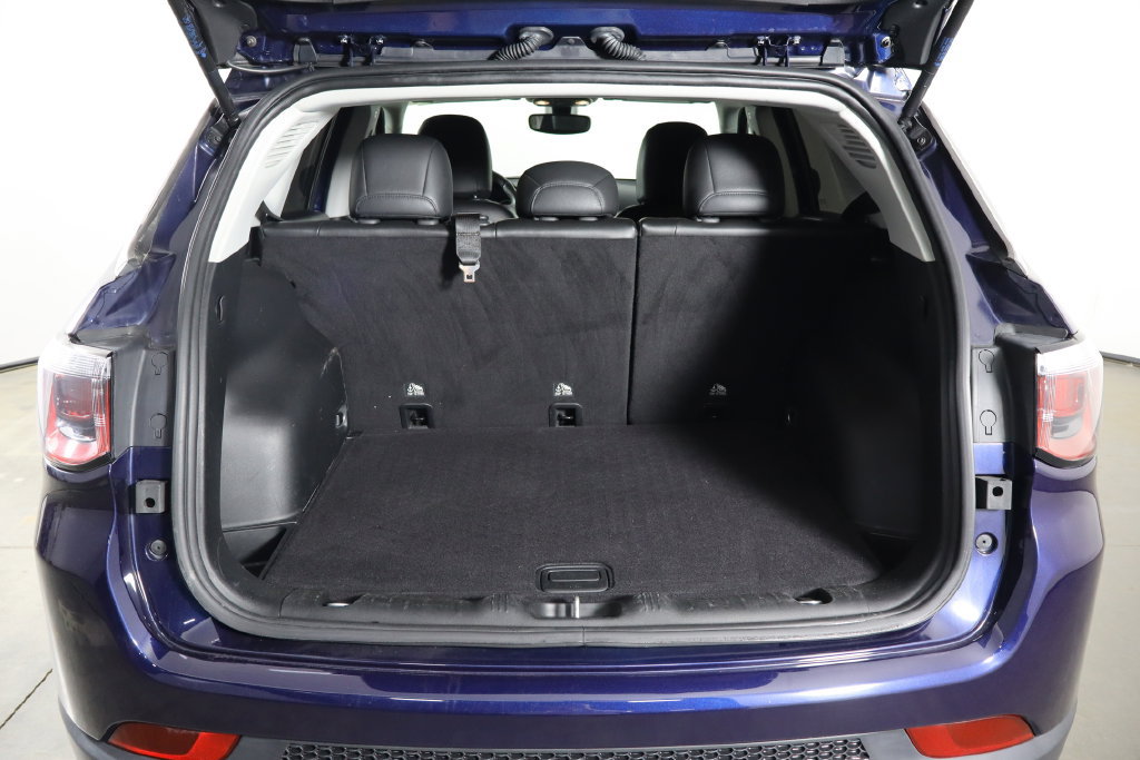 Used 2019 Jeep Compass Limited AWD/4WD image 17